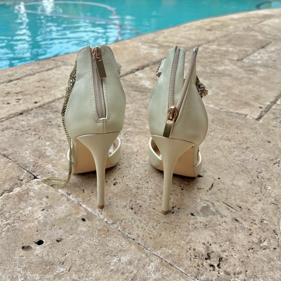 Shoedazzle AYESHA Ankle Strap Chain Stiletto Closed Toe Pump - Picture 11 of 13